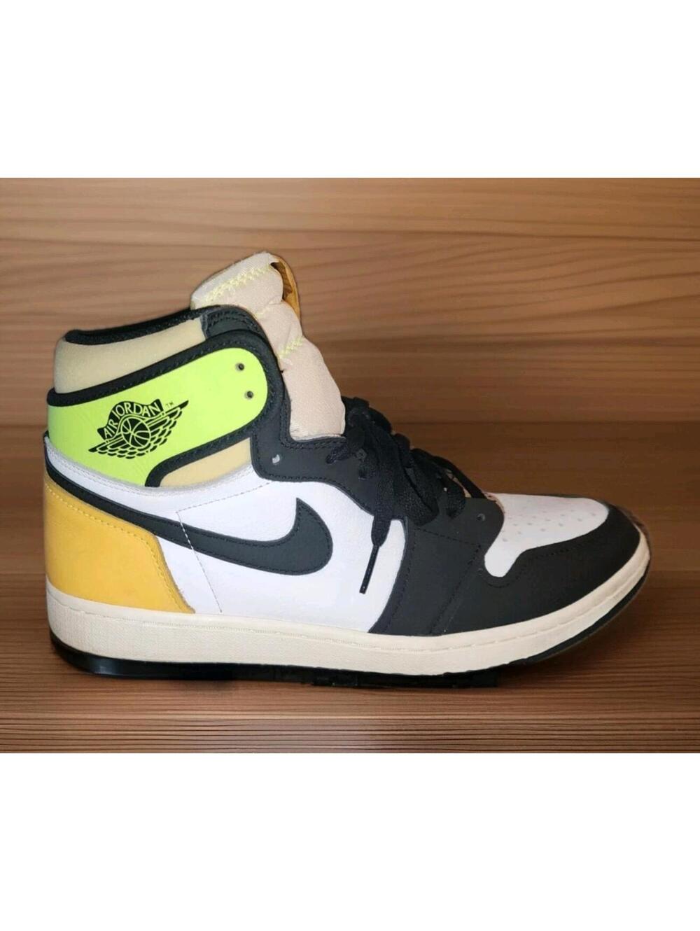 Size 10 - Jordan 1 Retro High OG Volt